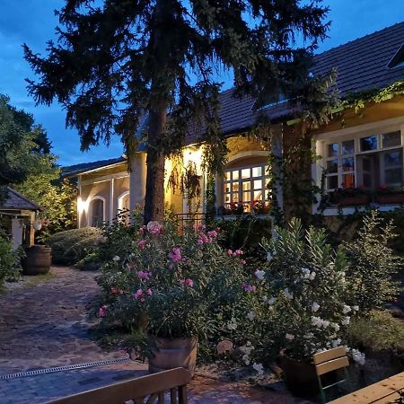Villa-Magdi Vendeghaz Révfülöp Exterior foto